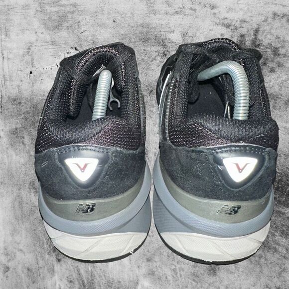 New Balance 990v5 Made in USA Women’s size 10.5 D Shoe Black Running Sneaker - Picture 4 of 9